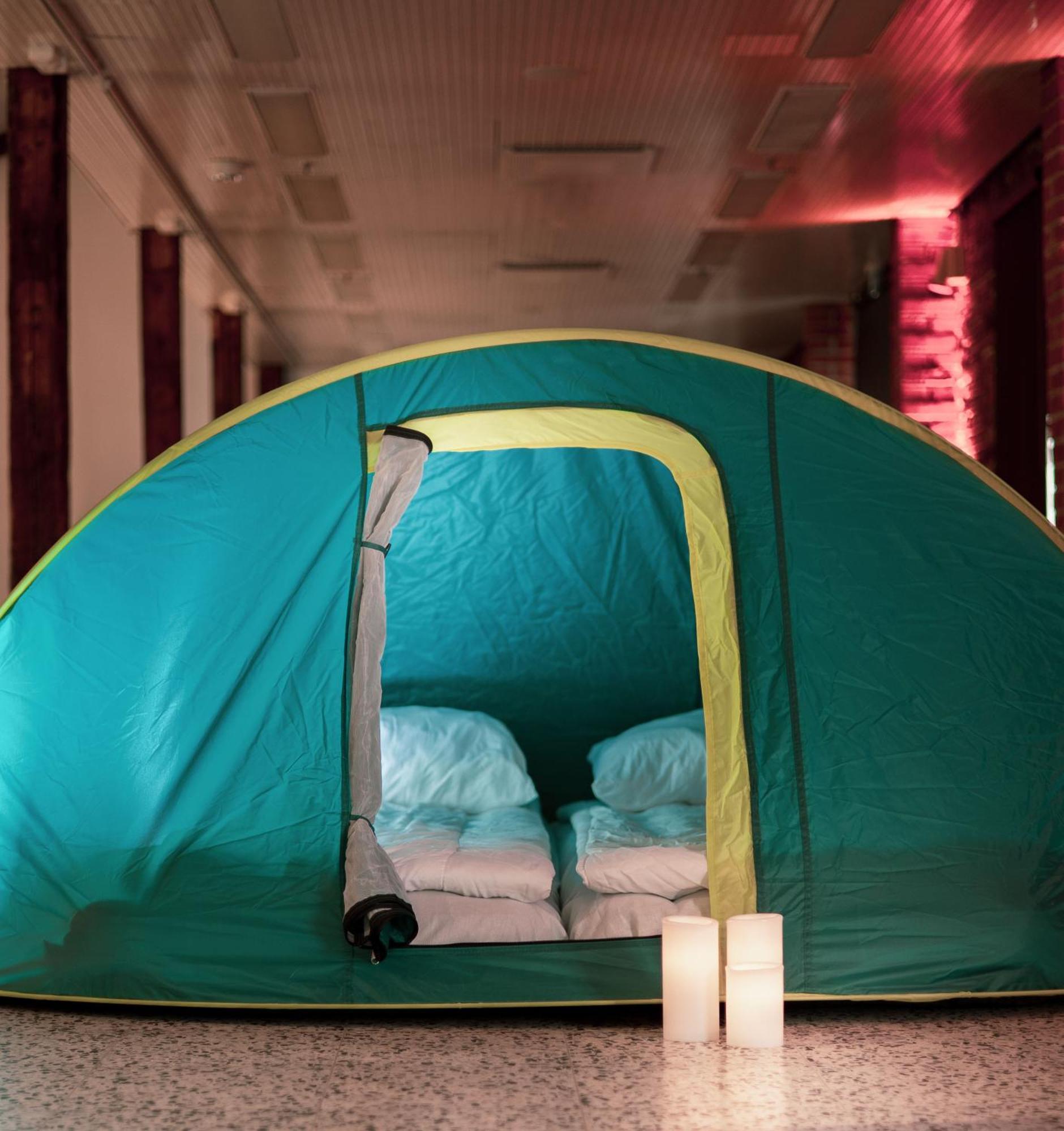 Hotel Indoor Camping Helsinki Exterior foto